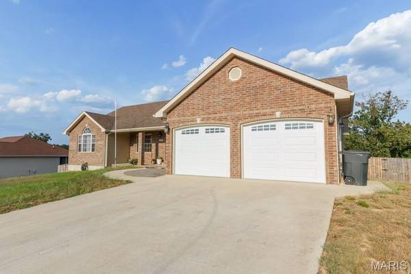 109 Paradise ST, Waynesville, MO 65583