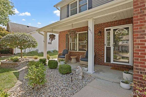 2511 Hunters RDG, Edwardsville, IL 62025
