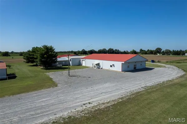2128 W 416th Road, East Prairie, MO 63845