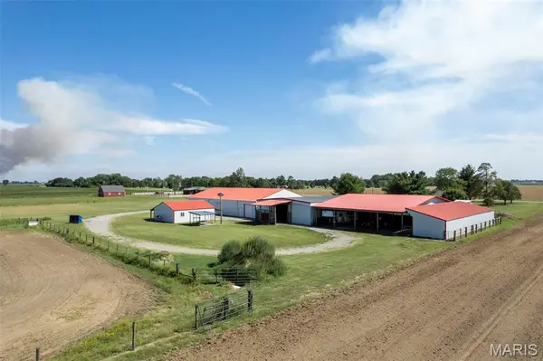 2128 W 416th Road, East Prairie, MO 63845