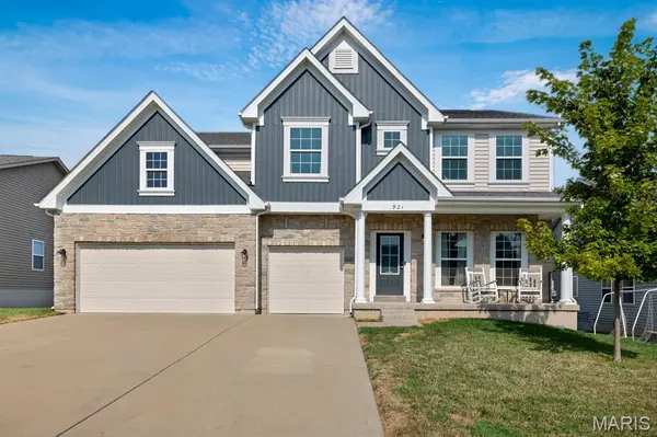 921 Ellis Park DR, Wentzville, MO 63385