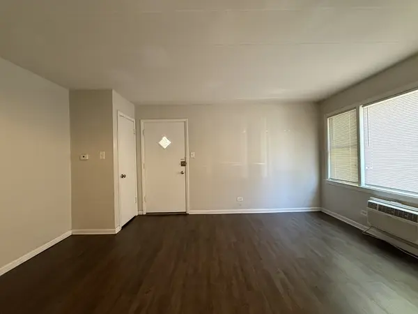 409 S MAPLE AVE #1, Oak Park, IL 60302