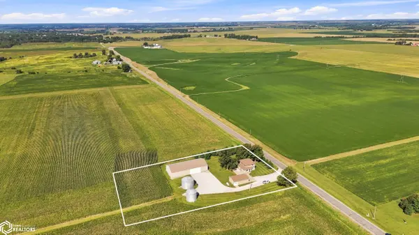 2326 Salina RD, Fairfield, IA 52556