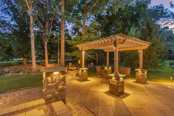 284 Muirfield DR, Valparaiso, IN 46385