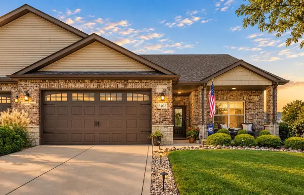 3103 Winter Garden DR, Valparaiso, IN 46385