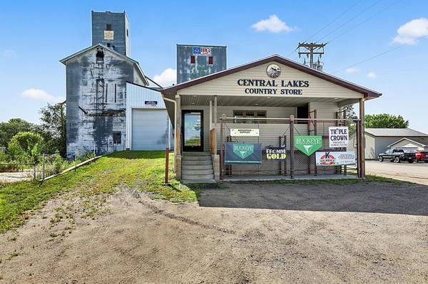 7918 State ST, Clear Lake, MN 55319