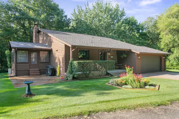 2670 201st AVE NW, Oak Grove, MN 55011