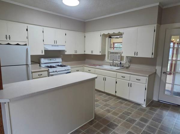 805 Orange ST, Prescott, WI 54021