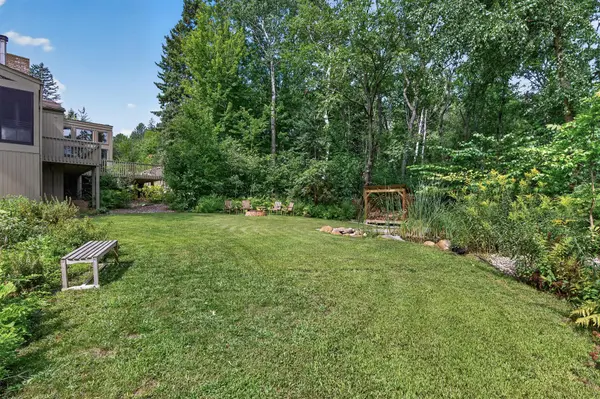 15 Nord Circle RD, North Oaks, MN 55127