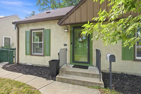 4555 Washburn AVE N, Minneapolis, MN 55412