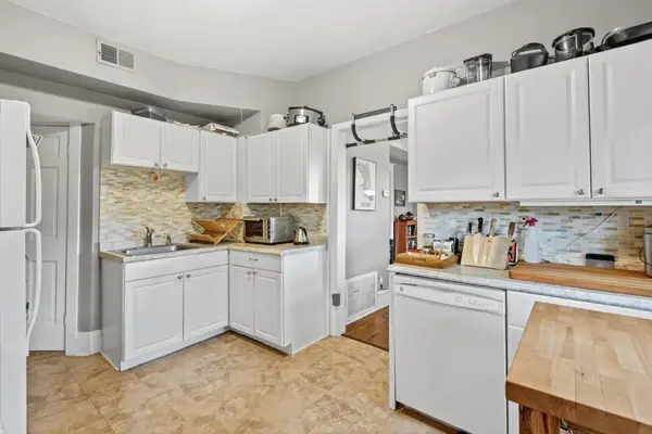 1322 Central AVE NE ##1, Minneapolis, MN 55413