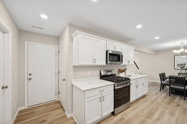 2103 Birch LN, Montrose, MN 55363
