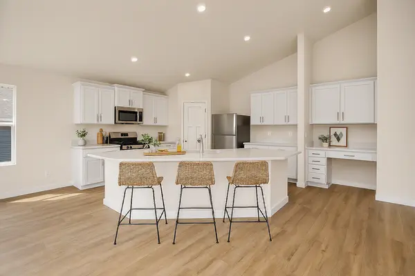 7696 Birch ST, Clear Lake, MN 55319