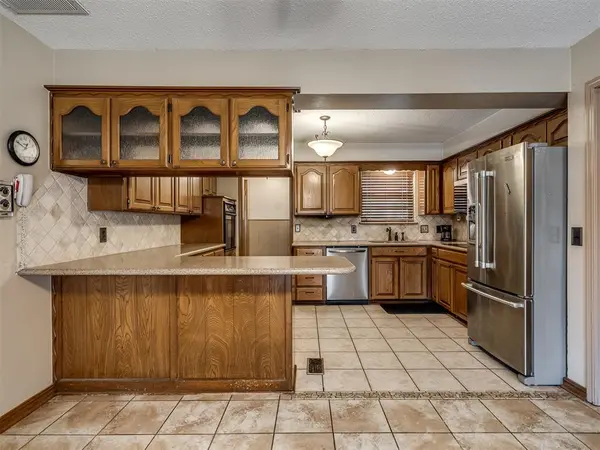 8708 S Charlotte DR, Oklahoma City, OK 73159
