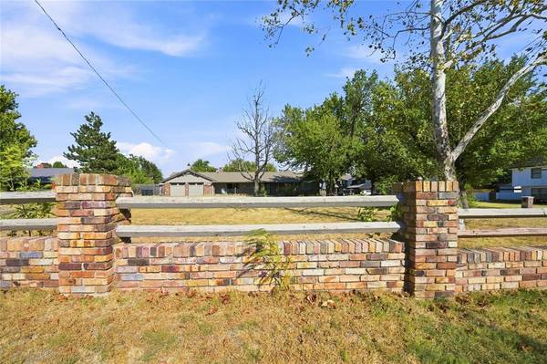 2716 N Eagle LN, Oklahoma City, OK 73127