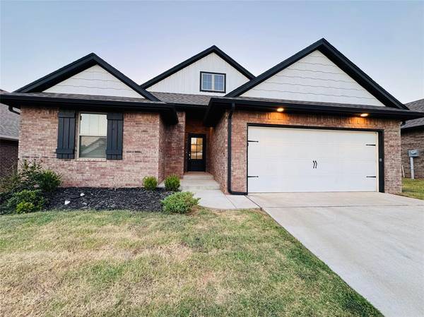 5401 Riverrun CT, Arcadia, OK 73007