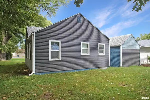 6514 W LAMOINE ST, Peoria, IL 61604
