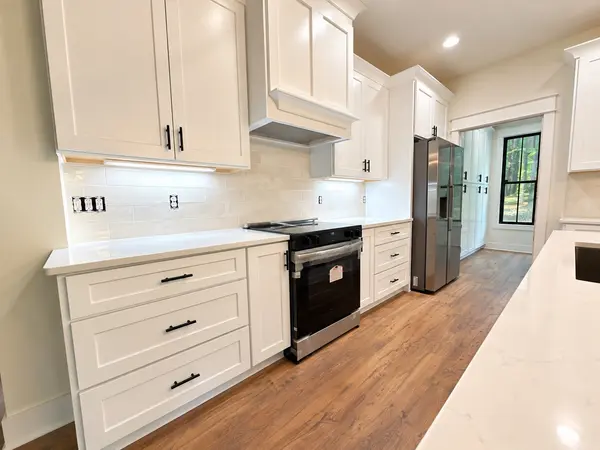 611 Buck Mountain Trl, Cookeville, TN 38506