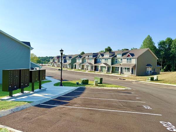 913 Peaceful Pl, Clarksville, TN 37040