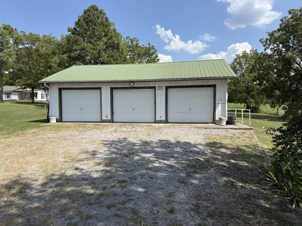 7140 N Milton Rd #N, Milton, TN 37118