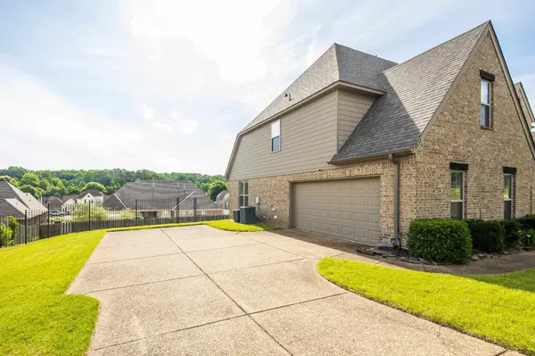 8938 MT HILL DR, Bartlett, TN 38002
