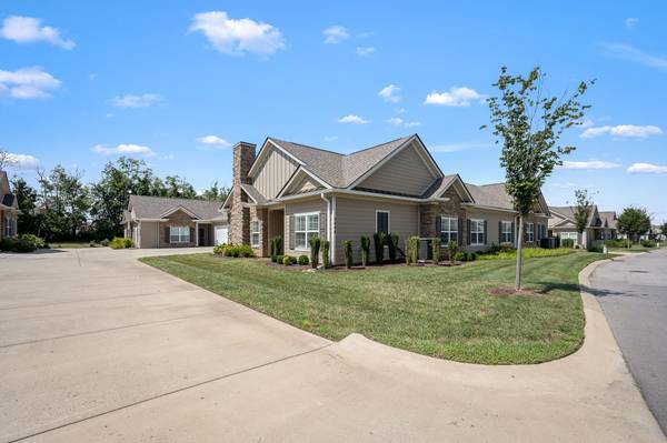2444 Stonecenter Lane, Murfreesboro, TN 37128
