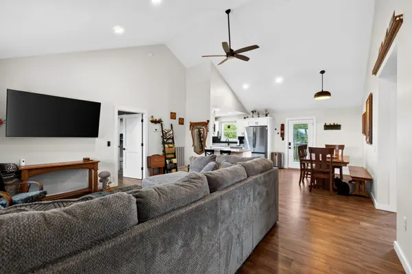 732 Millers Point Rd, Sparta, TN 38583
