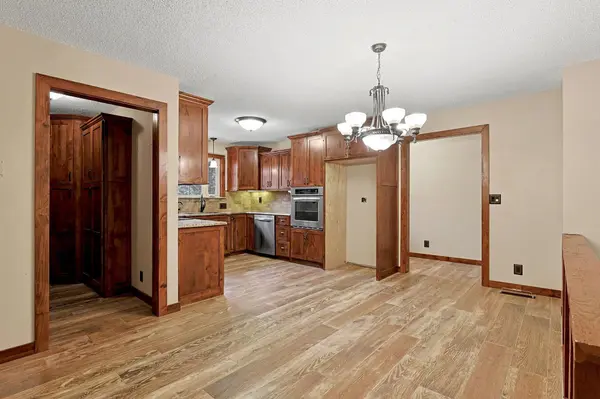 3422 E 103rd Ct, Mulvane, KS 67110