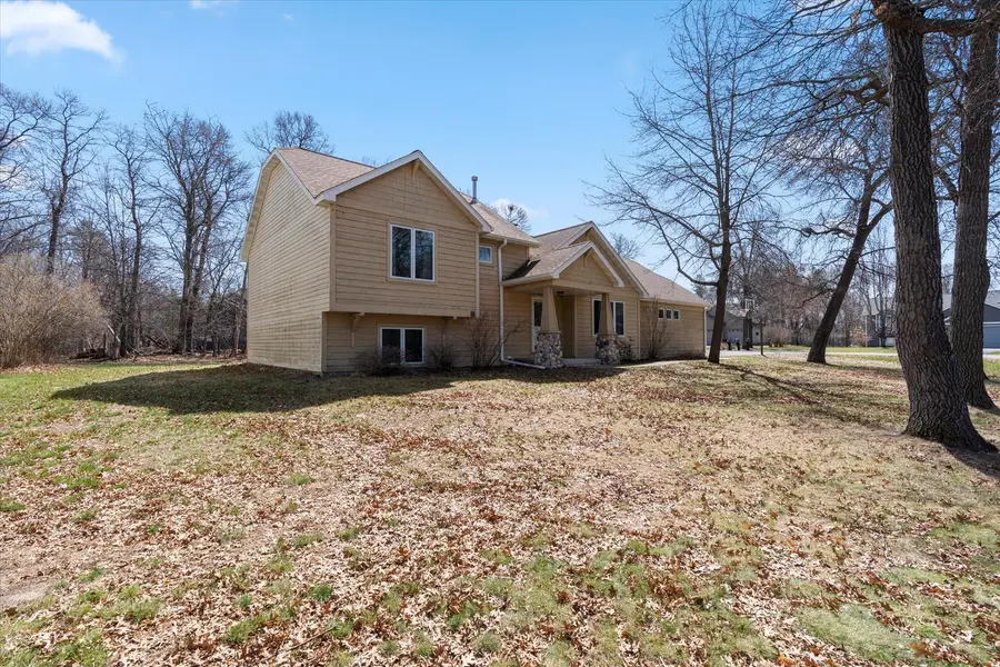 13910 Cherrywood DR, Baxter, MN 56425