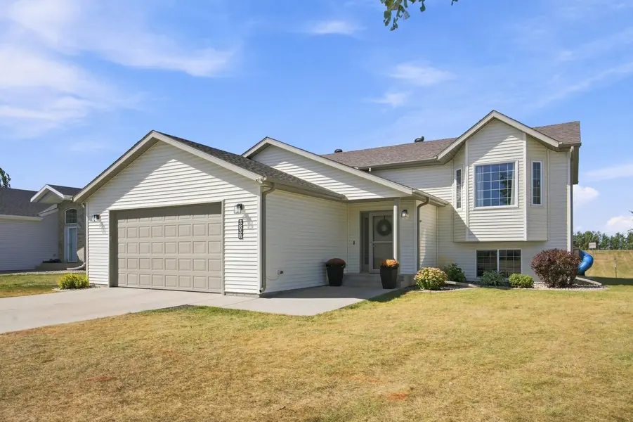 3858 12TH ST W, West Fargo, ND 58078