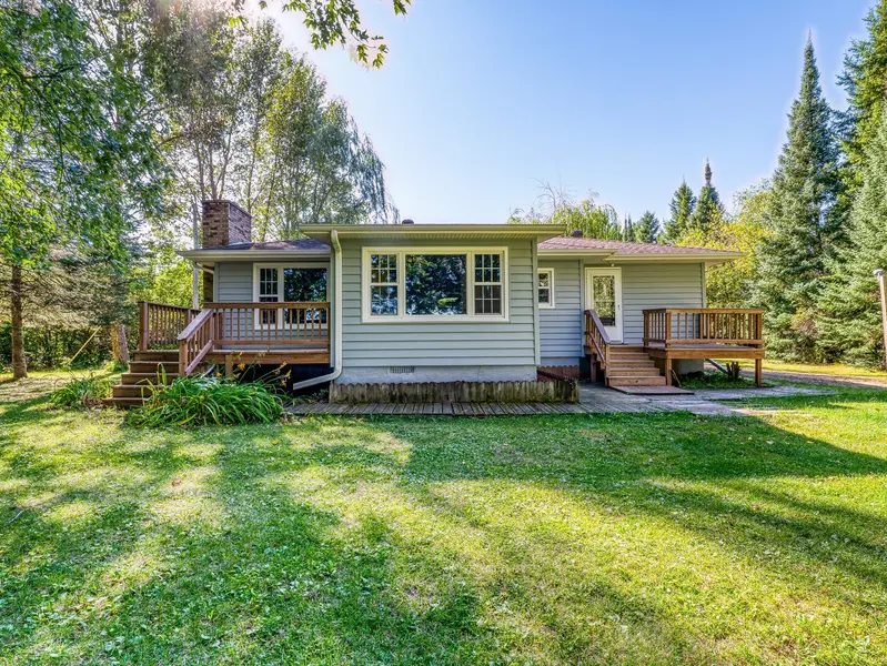 16902 Skyview DR NW, Bemidji, MN 56601