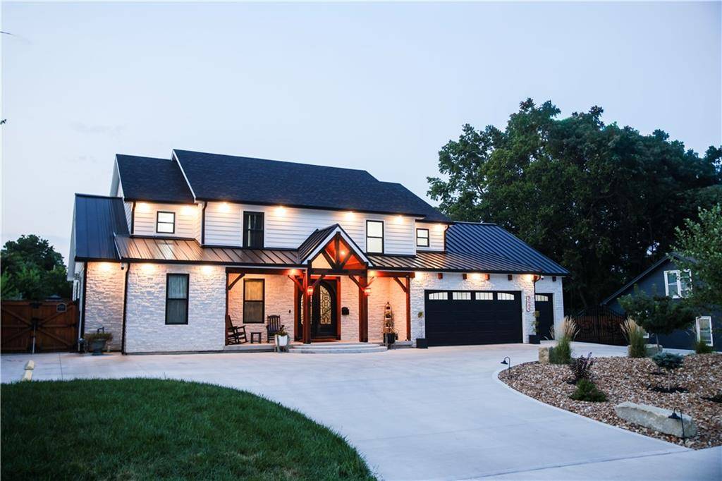 2614 W 44th AVE, Kansas City, KS 66103