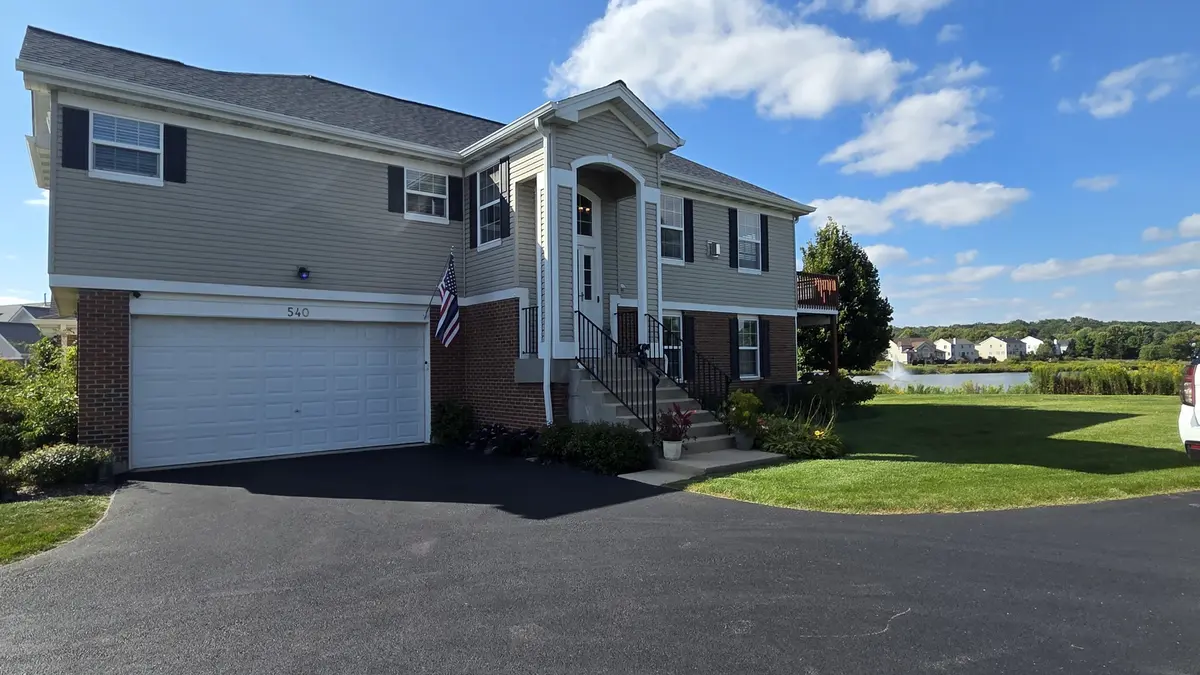 540 Legend LN #0, Mchenry, IL 60050