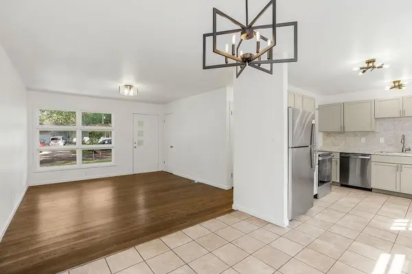 8714 Melrose ST, Overland Park, KS 66214