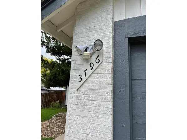3796 S Ceylon, Aurora, CO 80013