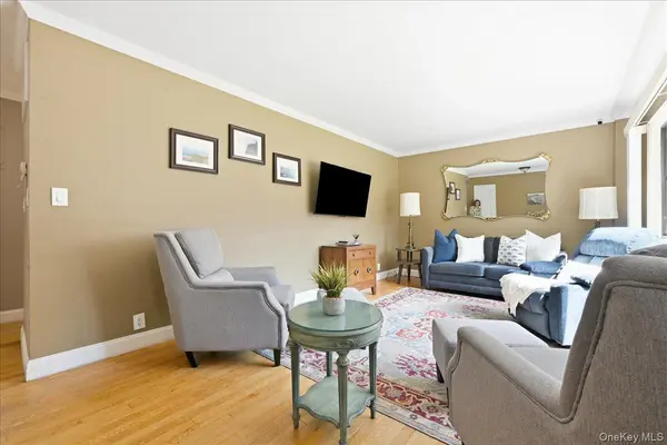 123 Fifteenth #B1, Garden City, NY 11530