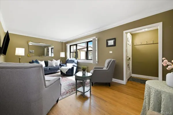 123 Fifteenth #B1, Garden City, NY 11530