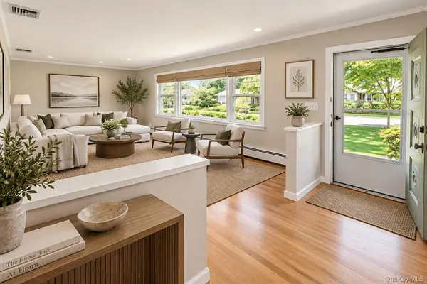 74 N Howells Point RD, Bellport Village, NY 11713