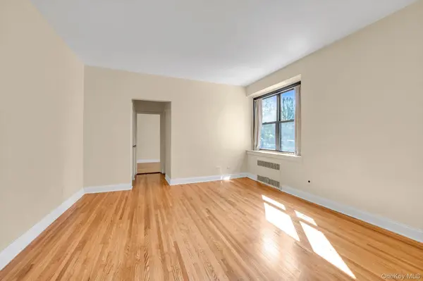 112-25 34 AVE #H, East Elmhurst, NY 11368