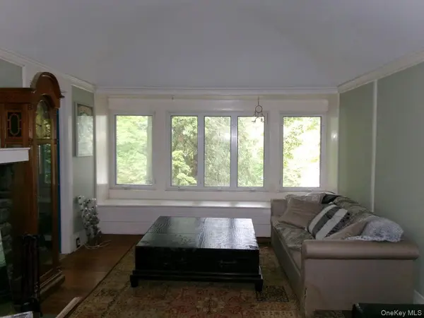 45 Leroy ST, Pleasantville, NY 10570