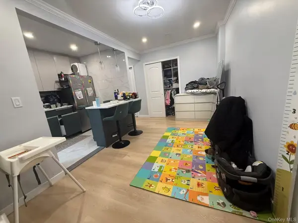 73-63 Bell Blvd #5K, Bayside, NY 11364