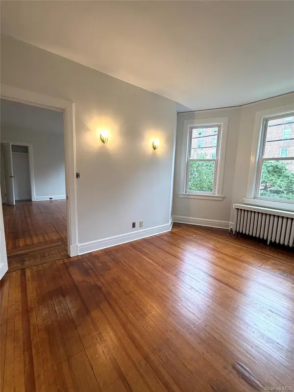 1 Trinity PL, New Rochelle, NY 10805