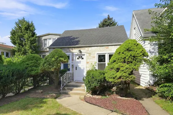 4438 N Narragansett AVE, Harwood Heights, IL 60706