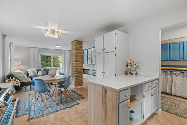 3000 Devon LN, Mound, MN 55364