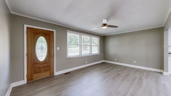 249 Indian Creek Dr, New Johnsonville, TN 37134