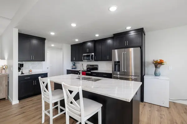 345 Division ST, Sparta, MO 65753