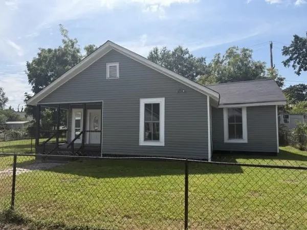 32 Peachtree ST, Clinton, SC 29325