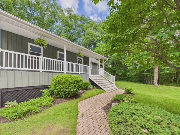 1130 Cedar LN, Bracebridge, ON P1L 1L5