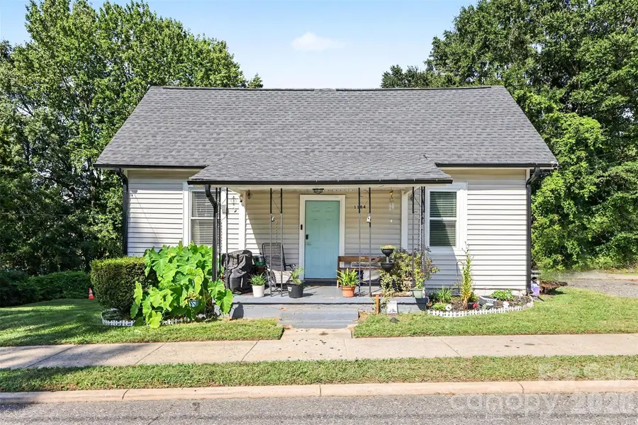 1104 W 7th AVE, Gastonia, NC 28052