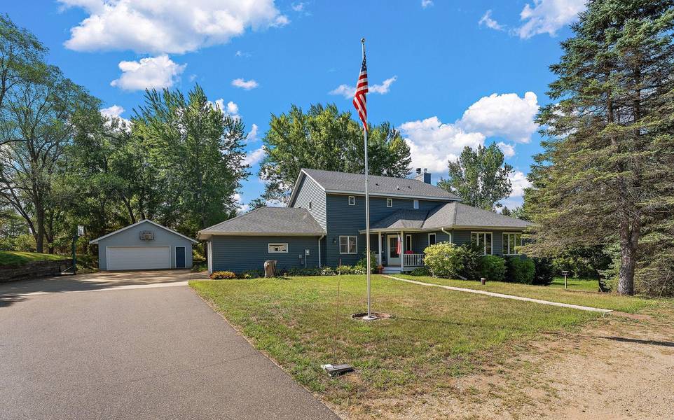 13145 4th ST N, Stillwater, MN 55082
